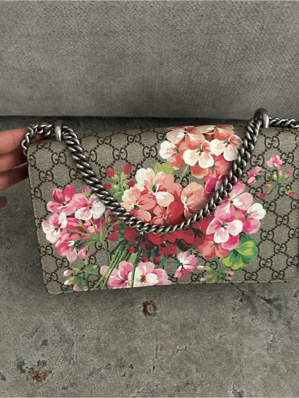Gucci Dionysus GG Supreme Floral Shoulder Bag - Picture 8 of 9